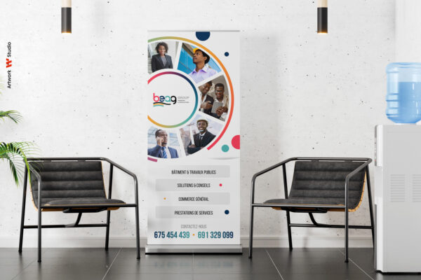 information_banner_in_the_office_lobby_mockup